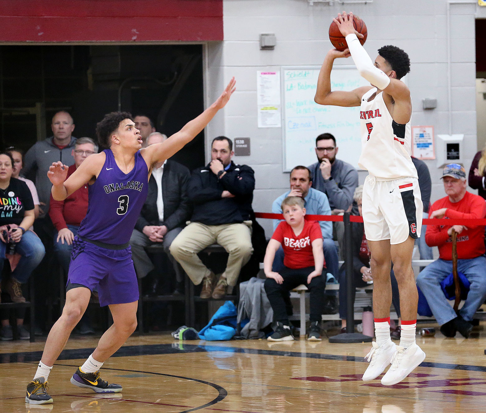 February 18: Onalaska vs Central